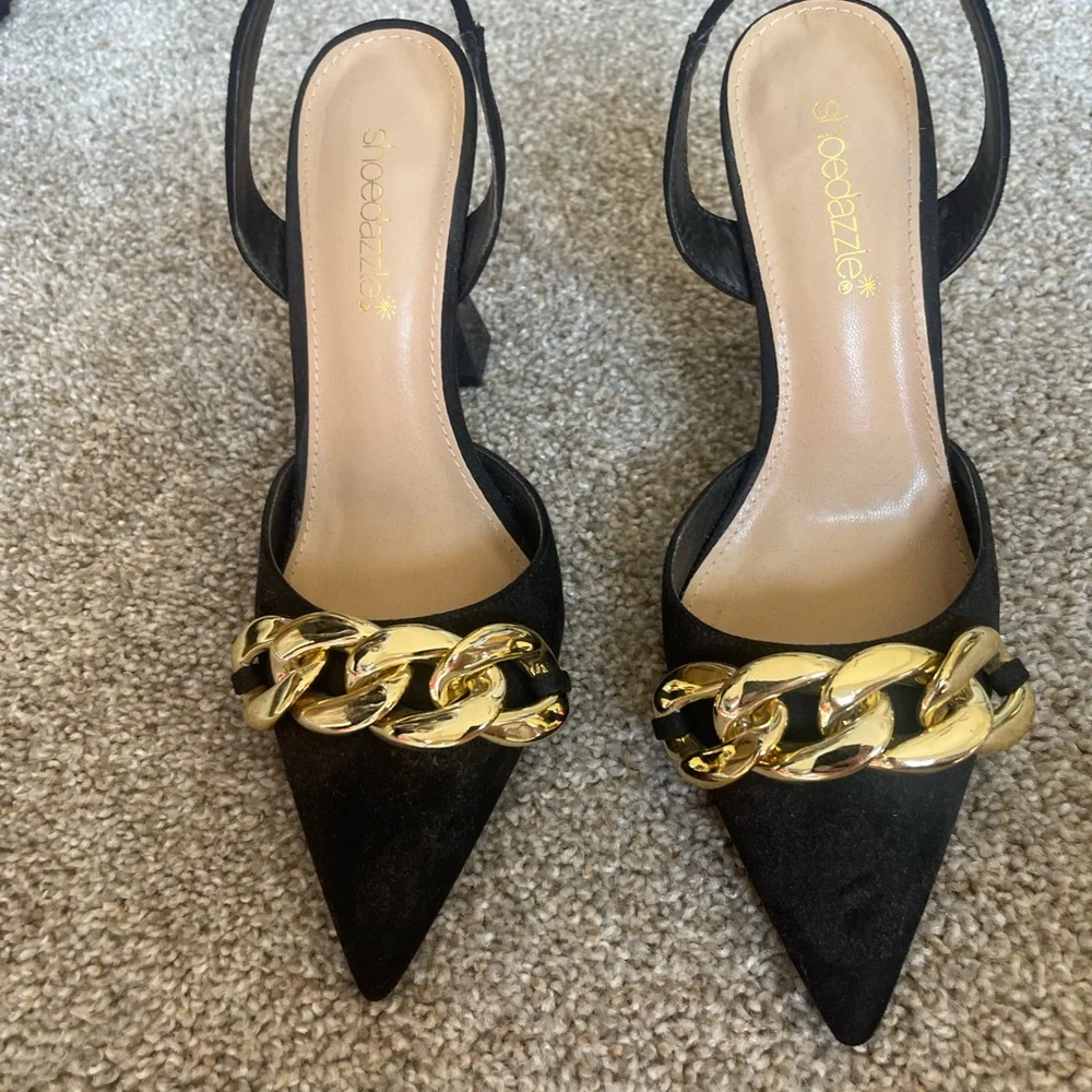 Shoe Dazzle Black Heels with Gold Chain Accent - Picture 1 of 5